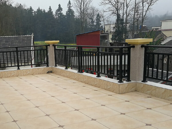 哪里可以定制陽(yáng)臺(tái)護(hù)欄? 哪里可以定制陽(yáng)臺(tái)護(hù)欄?