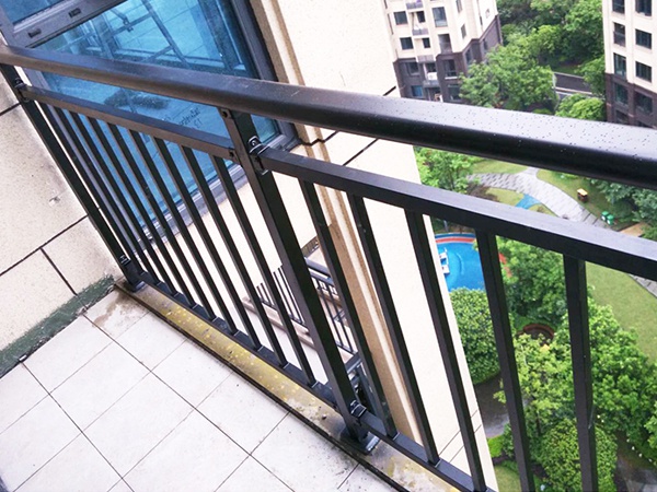 安徽鋅鋼護(hù)欄廠家去哪里找? 安徽鋅鋼護(hù)欄廠家去哪里找?