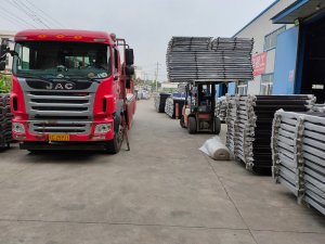 金用護欄2020年8月26日鋁合金護窗欄桿發貨！