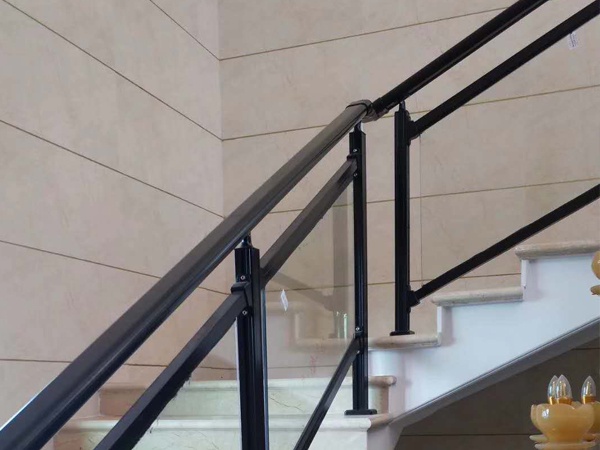 大批量采購(gòu)樓梯扶手,從這3款樓梯扶手中就對(duì)了! 大批量采購(gòu)樓梯扶手,從這3款樓梯扶手中就對(duì)了!