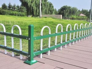 圍欄和圍墻護(hù)欄一樣嗎？看過這里你就知道了！