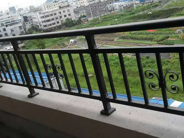 為什么大家喜歡采購鋅鋼陽臺護欄?原因在這里! 為什么大家喜歡采購鋅鋼陽臺護欄?原因在這里!