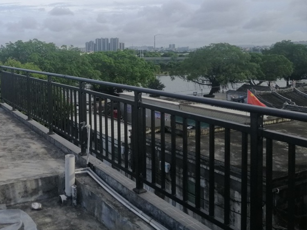 陽臺欄桿定制廠家哪家好？