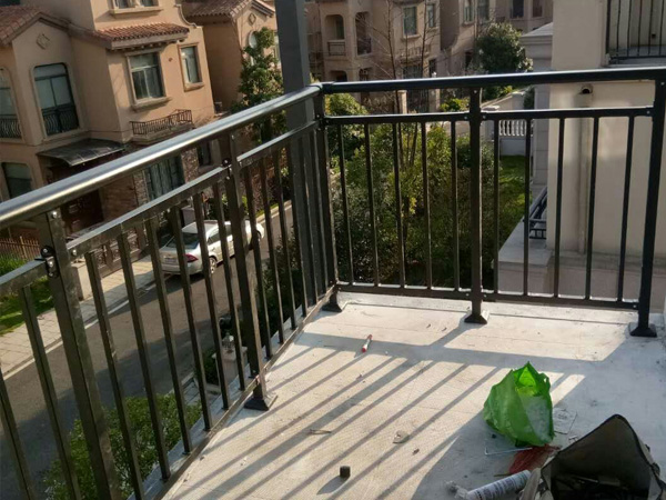 最值得大批量采購(gòu)陽(yáng)臺(tái)護(hù)欄，非這3款莫屬！