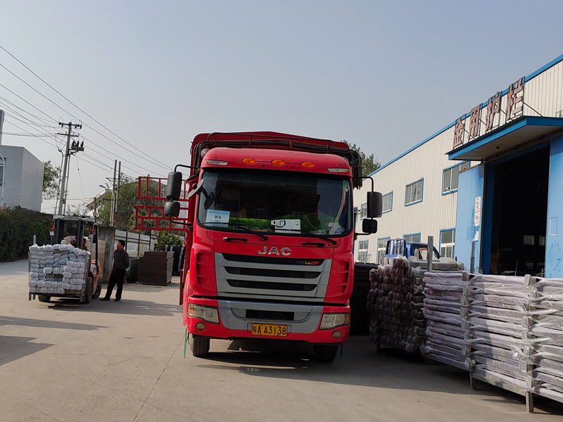 金用護(hù)欄2020年10月22日鋅鋼陽臺(tái)護(hù)欄發(fā)貨！