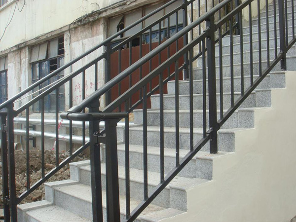 樓梯扶手提前多少天開始定制比較合適? 樓梯扶手提前多少天開始定制比較合適?