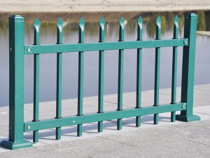 鋅鋼護欄為什么不容易生銹？