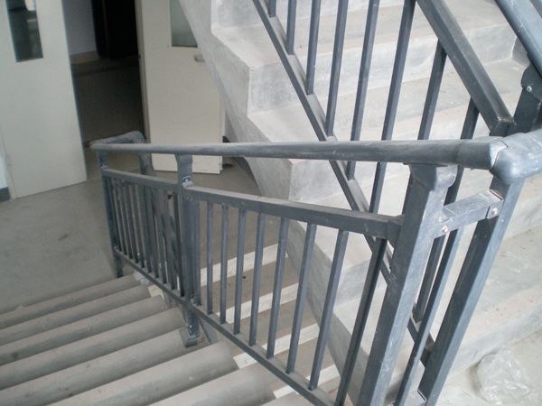 鋅鋼護欄哪家好？