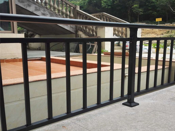 鋅鋼護(hù)欄有哪些類型? 鋅鋼護(hù)欄有哪些類型?