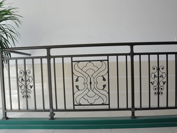 鋅鋼護(hù)欄為什么比較耐用? 鋅鋼護(hù)欄為什么比較耐用?