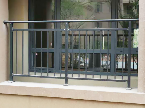 鋅鋼護欄生產廠家電話多少？