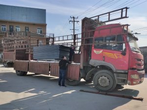 金用護欄2021年1月14日鋅鋼百葉窗發貨！