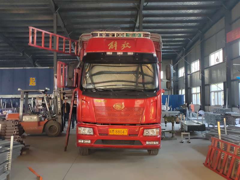 金用護(hù)欄2021年3月25日鋅鋼連廊欄桿發(fā)貨！