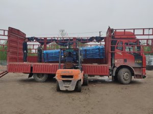 金用護欄2021年3月31日鋅鋼連廊欄桿發貨！