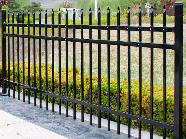 鋅鋼柵欄高度及桿件間距標準要求