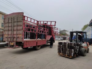 金用護欄2021年4月7日鋅鋼空調欄桿發貨！