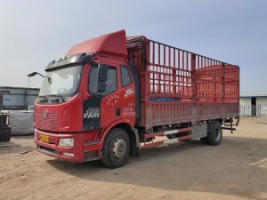 金用護(hù)欄2021年4月17日鋅鋼百葉窗發(fā)貨！