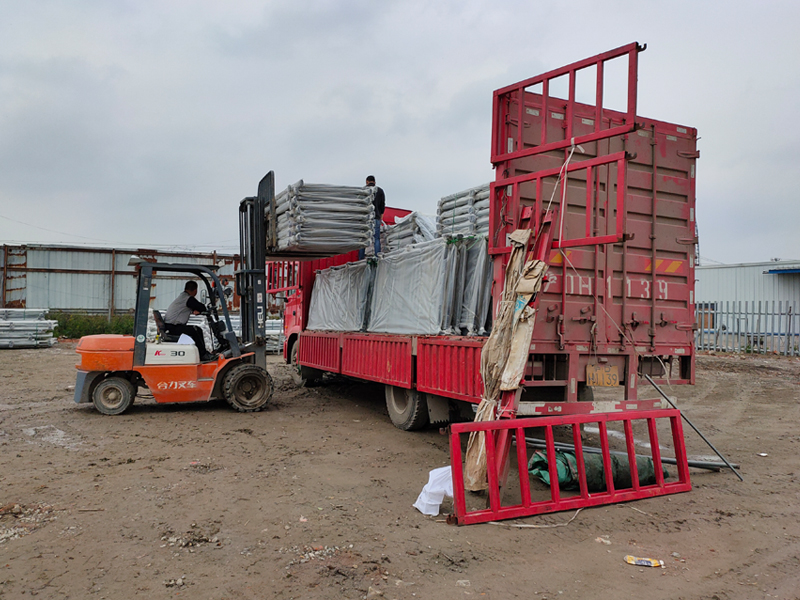 金用護欄2021年4月21日鋅鋼陽臺護欄發貨! 金用護欄2021年4月21日鋅鋼陽臺護欄發貨!