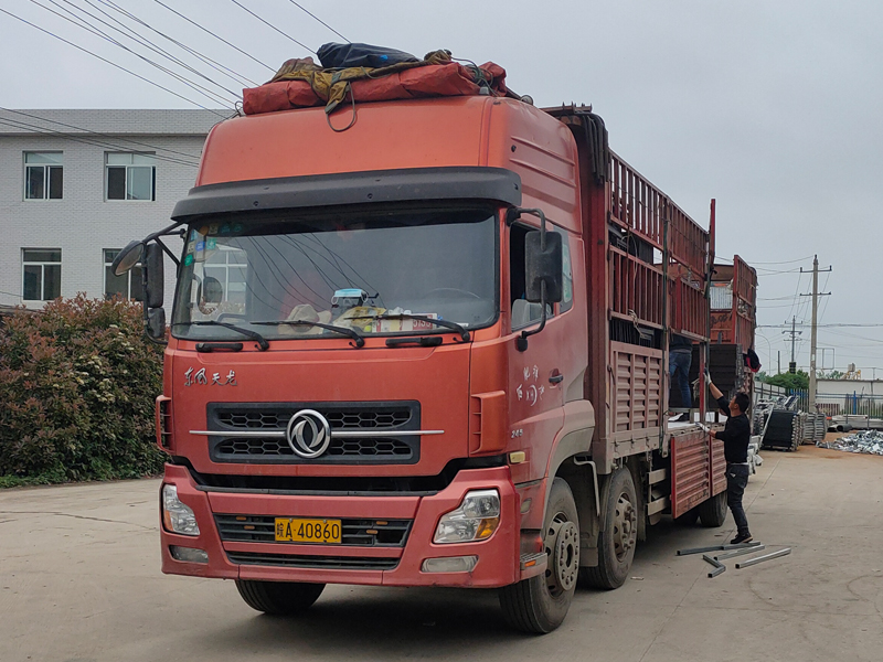 金用護欄2021年4月22日鋁合金百葉窗發貨！