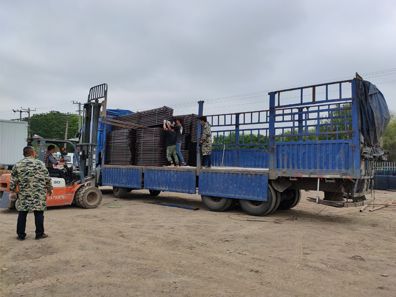 金用護欄2021年5月12日鋅鋼護窗欄桿發貨！