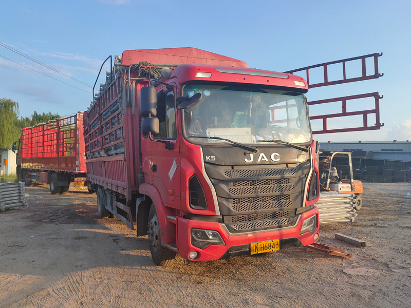 金用護(hù)欄2021年8月5日鋅鋼陽臺(tái)護(hù)欄發(fā)貨！