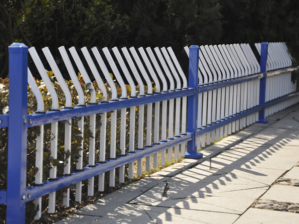 綠化護欄功能及作用 綠化護欄功能及作用