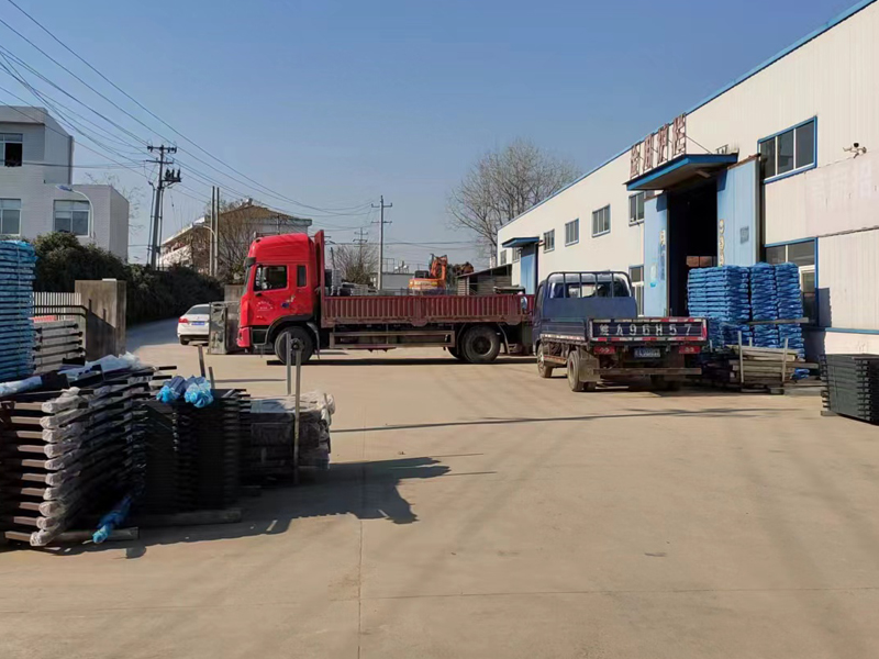 金用護欄2022年12月26日鋅鋼護窗欄桿裝車發(fā)貨! 金用護欄2022年12月26日鋅鋼護窗欄桿裝車發(fā)貨!