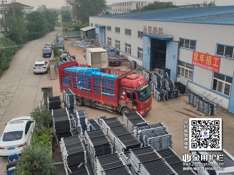 2023年9月19日鋅鋼護(hù)窗欄桿裝車(chē)發(fā)貨! 2023年9月19日鋅鋼護(hù)窗欄桿裝車(chē)發(fā)貨!