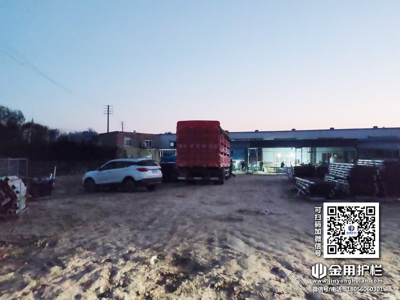 2023年11月21日鋅鋼百葉窗裝車發(fā)貨！