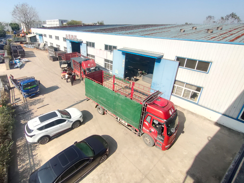 2024年11月8日鋅鋼百葉窗裝車發貨！