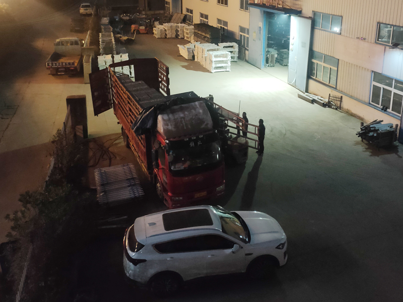 2024年11月22日鋅鋼百葉窗裝車發貨！