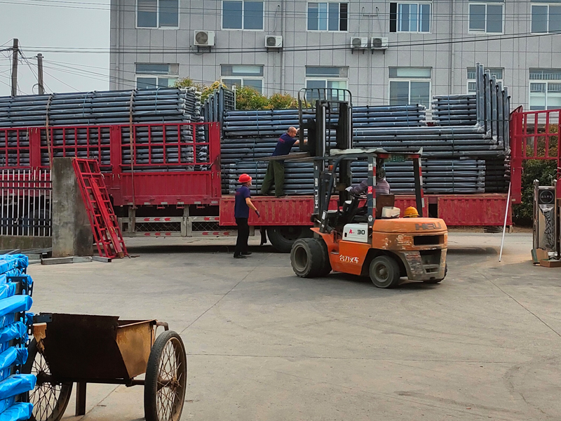 2025年4月22日鋅鋼陽臺欄桿裝車發(fā)貨！