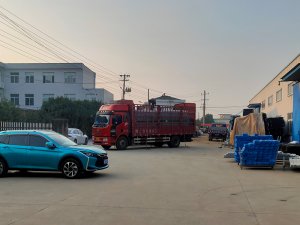 2025年11月14日鋅鋼圍墻護(hù)欄裝車發(fā)貨！