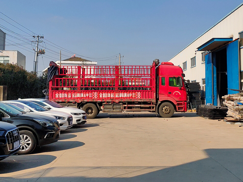 2025年11月19日鋅鋼百葉窗裝車發貨! 2025年11月19日鋅鋼百葉窗裝車發貨!